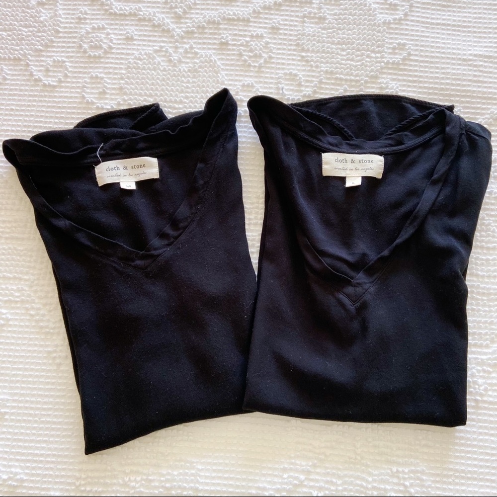 Anthropologie Cloth & Stone Black V Neck Tee Shirt - Picture 3 of 3
